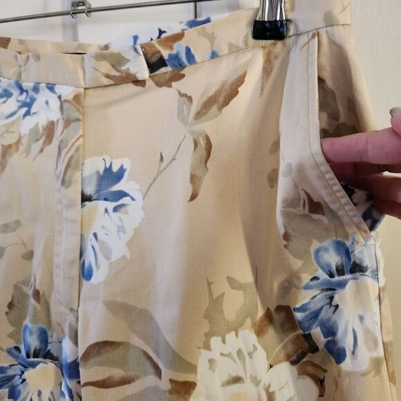Izod Stretch Womens Floral Tropical Cropped Pants Size 14/16 - Picture 4 of 7